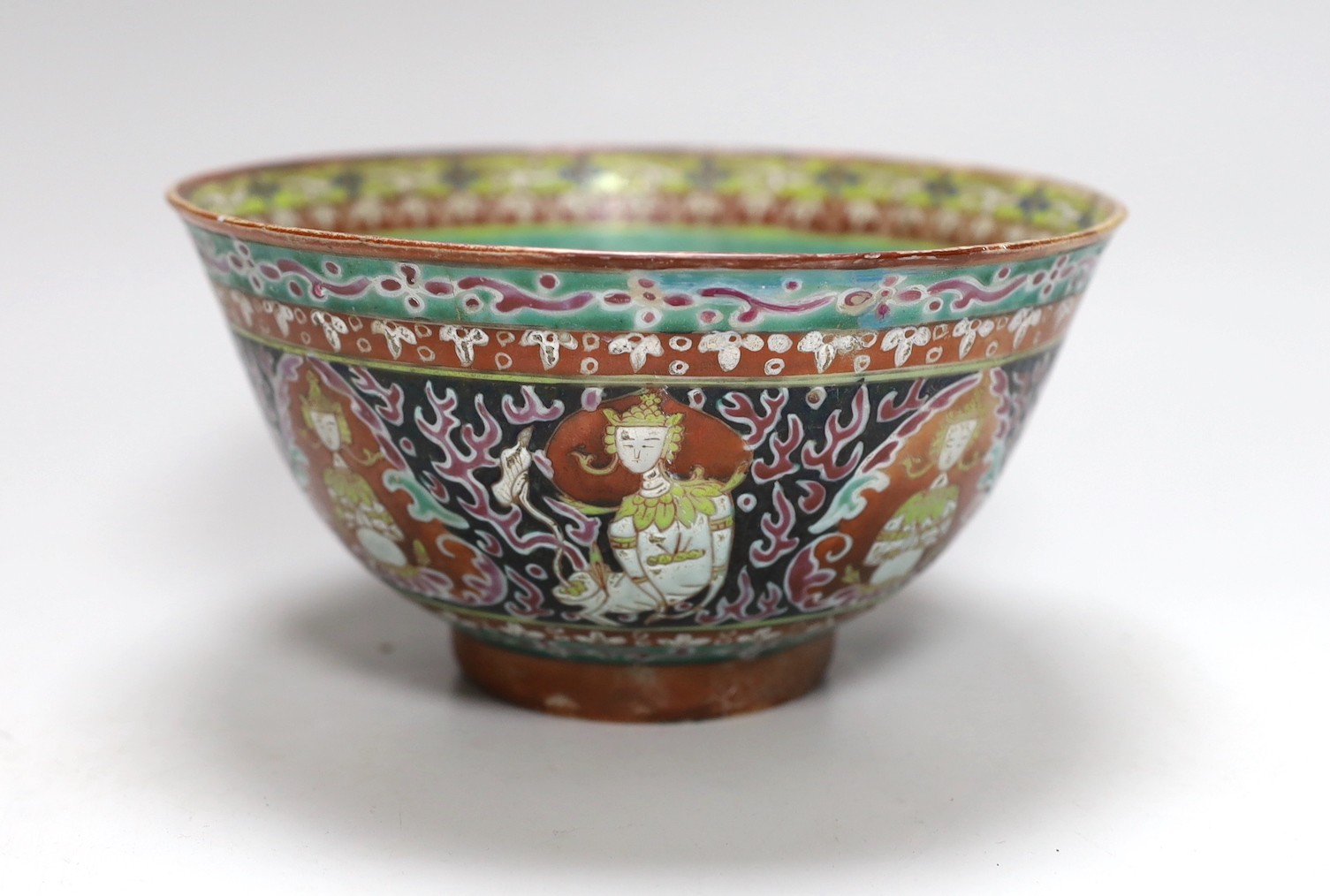 A Chinese enamelled porcelain bowl for the Thai market, Qing period, 17.5cms high